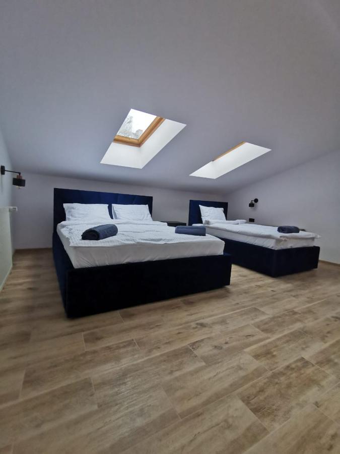 Loft House Apartments แชมิตช์ ภายนอก รูปภาพ