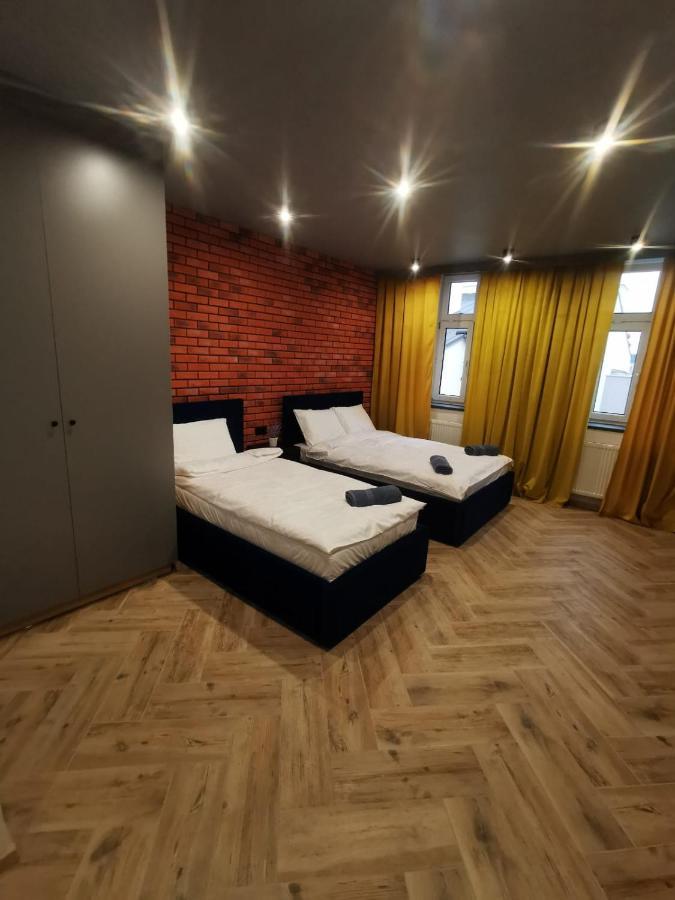 Loft House Apartments แชมิตช์ ภายนอก รูปภาพ
