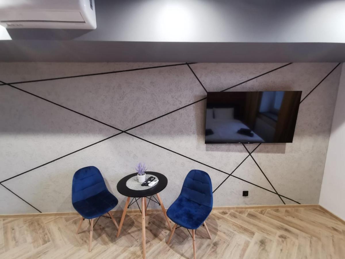 Loft House Apartments แชมิตช์ ภายนอก รูปภาพ