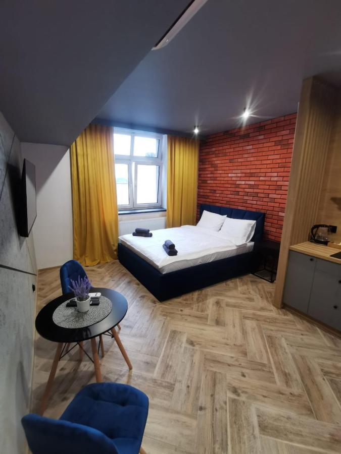 Loft House Apartments แชมิตช์ ภายนอก รูปภาพ